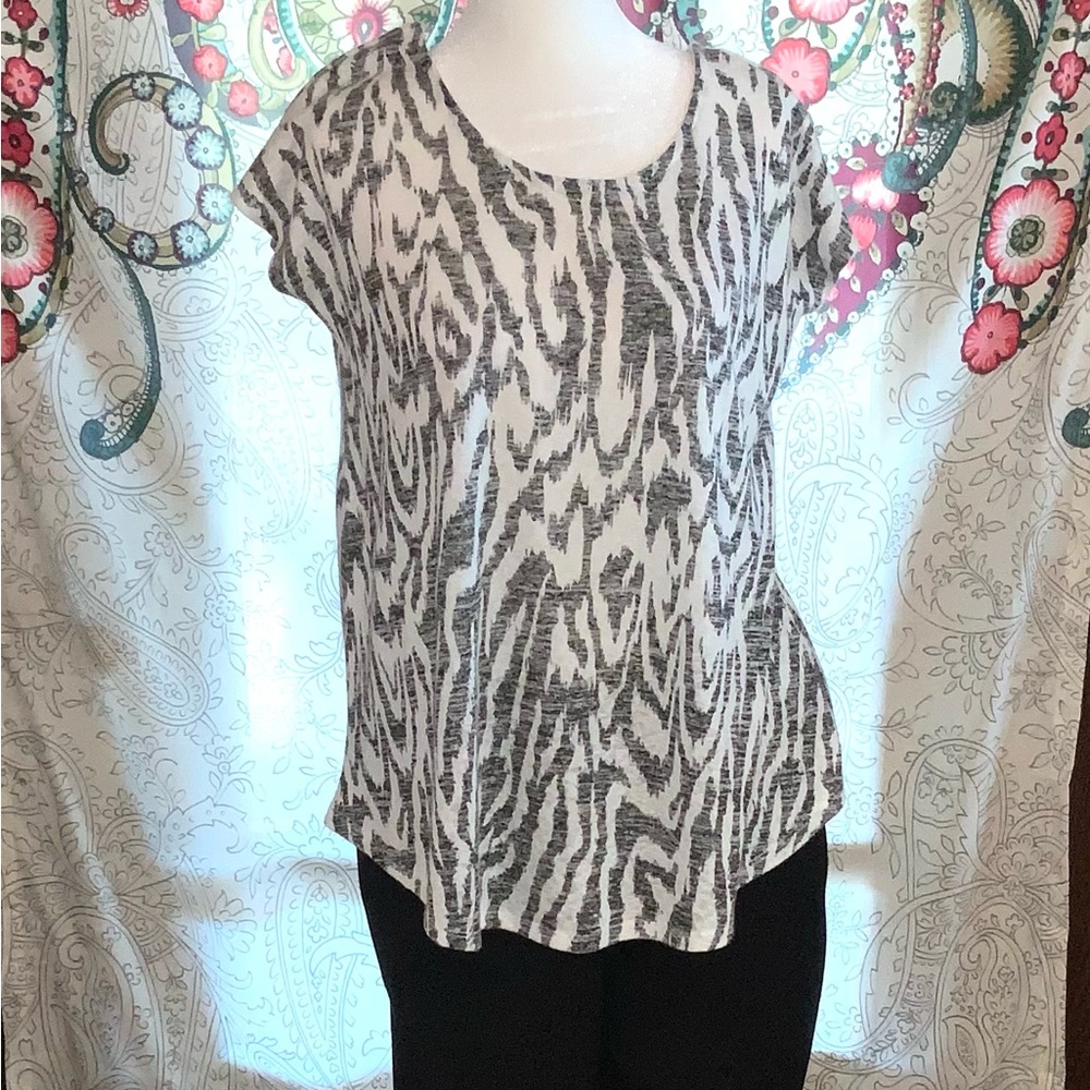 Bobeau XS Black and White Zebra Print Blouse Flowy Oversize Chunky